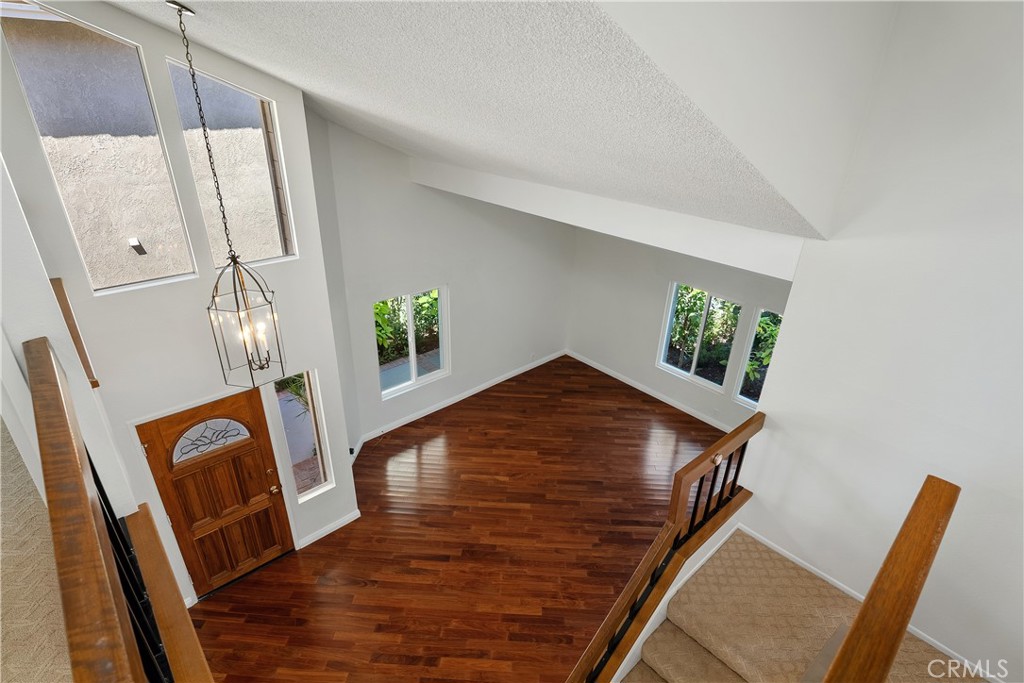 MLS #OC25258778 image #4