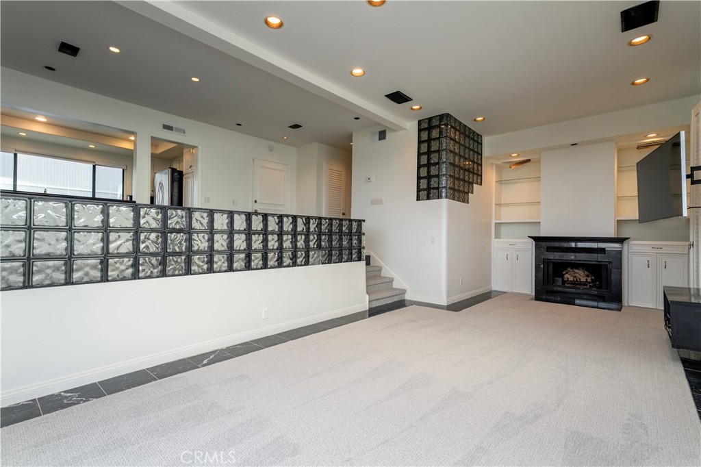 MLS #OC25258782 image #14