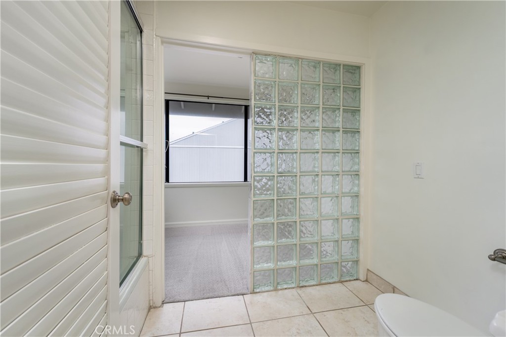 MLS #OC25258782 image #31