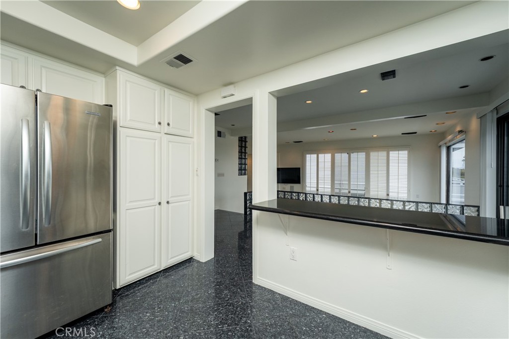 MLS #OC25258782 image #8