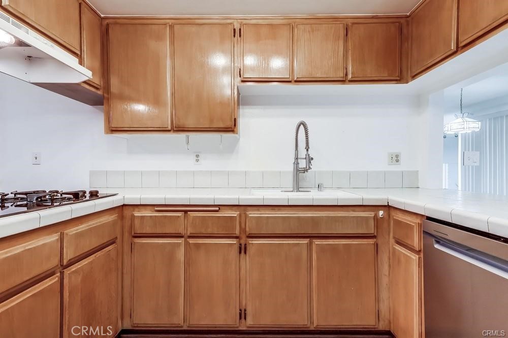 MLS #OC25258786 image #5