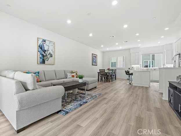 MLS #OC25258787 image #13