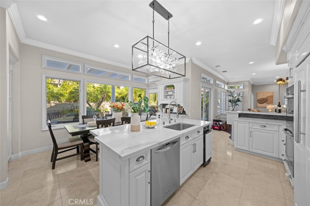 MLS #OC25258799 image #15