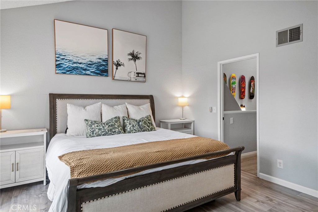 MLS #OC25258805 image #12