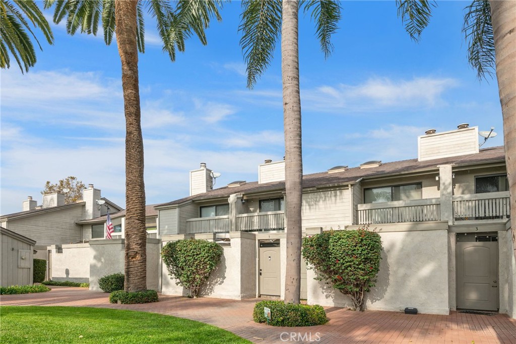 MLS #OC25258805 image #26