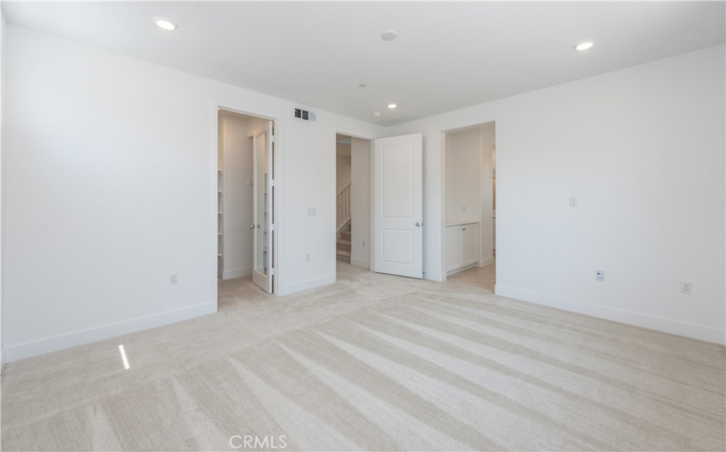 MLS #OC25258821 image #12