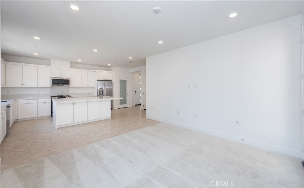 MLS #OC25258821 image #5