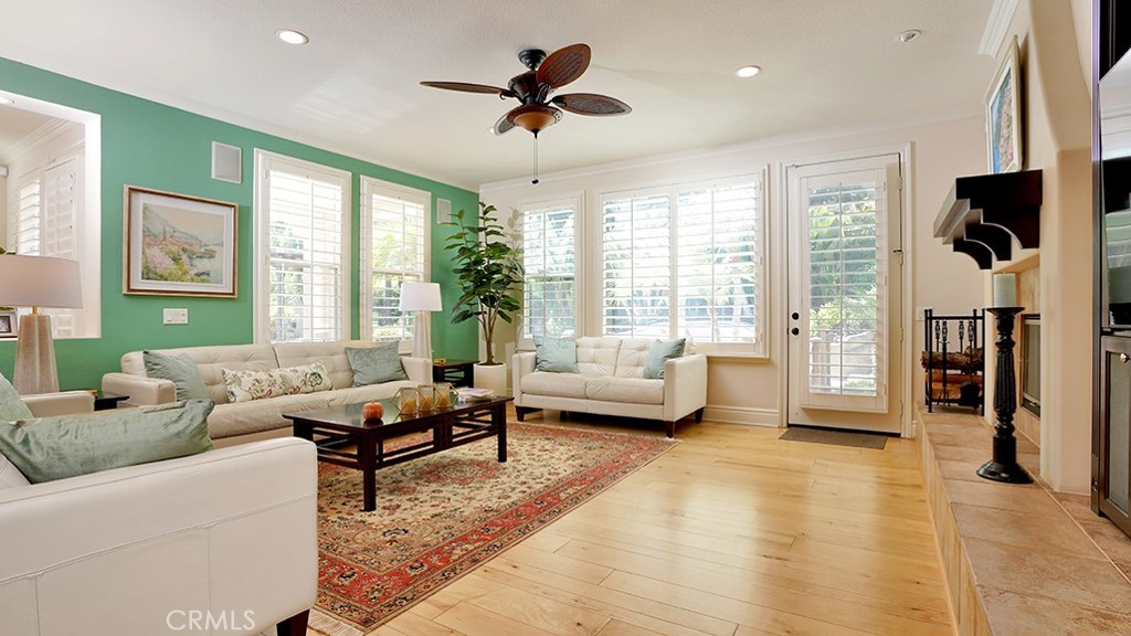 MLS #OC25258834 image #14