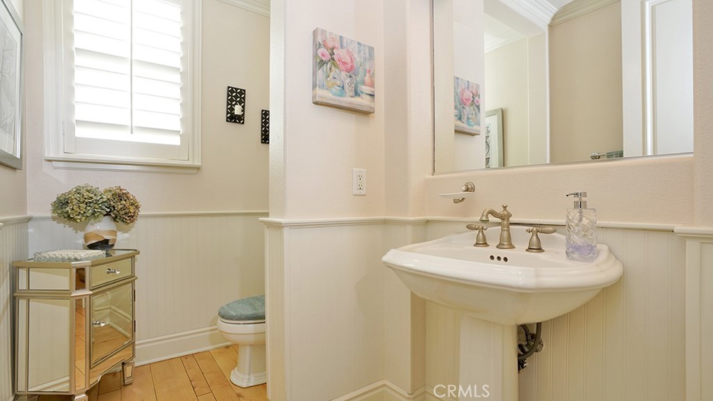 MLS #OC25258834 image #17