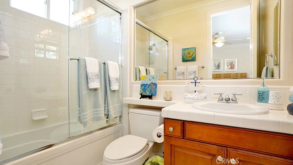 MLS #OC25258834 image #36