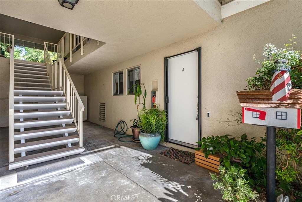 MLS #OC25258840 image #24