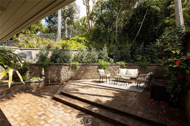 MLS #OC25258871 image #21