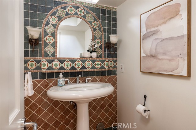 MLS #OC25258871 image #38