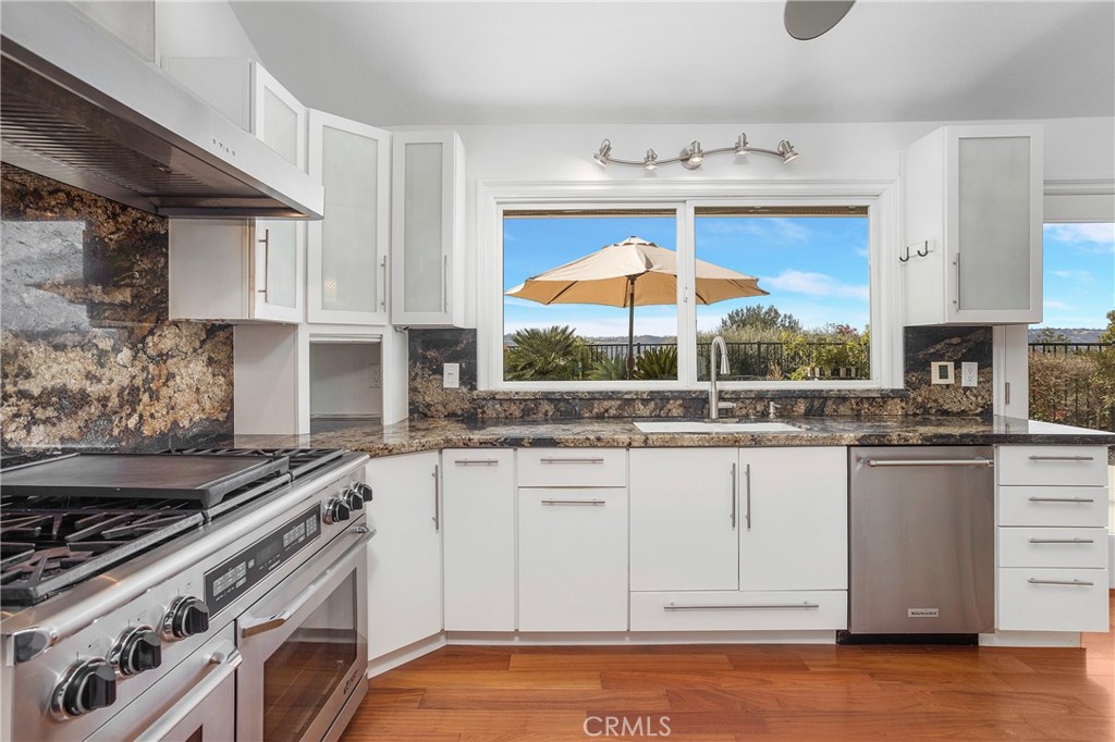 MLS #OC25258876 image #7