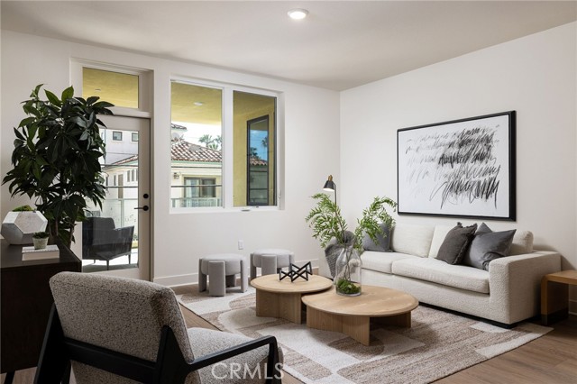 MLS #OC25258877 image #1