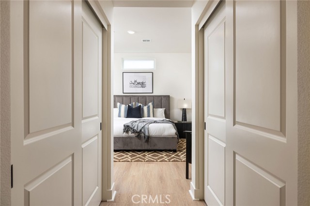 MLS #OC25258877 image #10