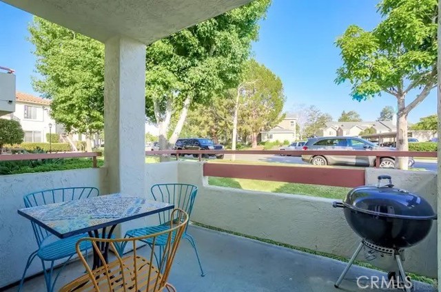 MLS #OC25258884 image #8