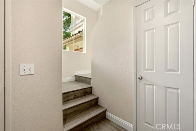 MLS #OC25258887 image #1