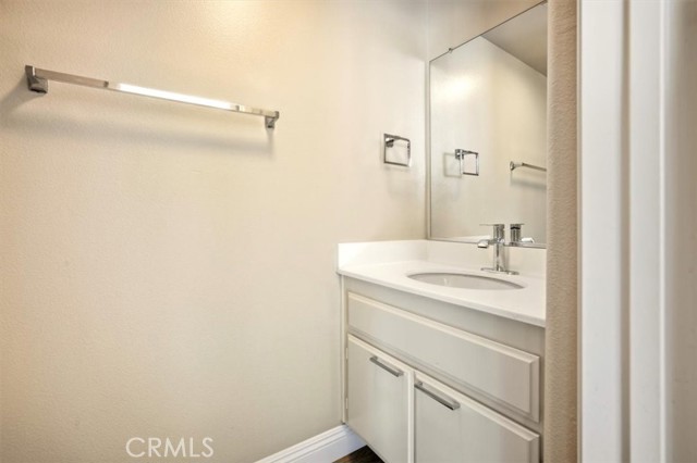 MLS #OC25258887 image #11