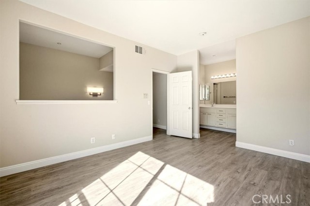 MLS #OC25258887 image #14