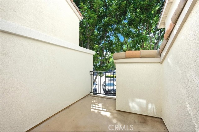 MLS #OC25258887 image #9