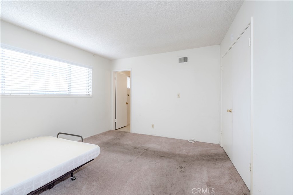 MLS #OC25258901 image #22