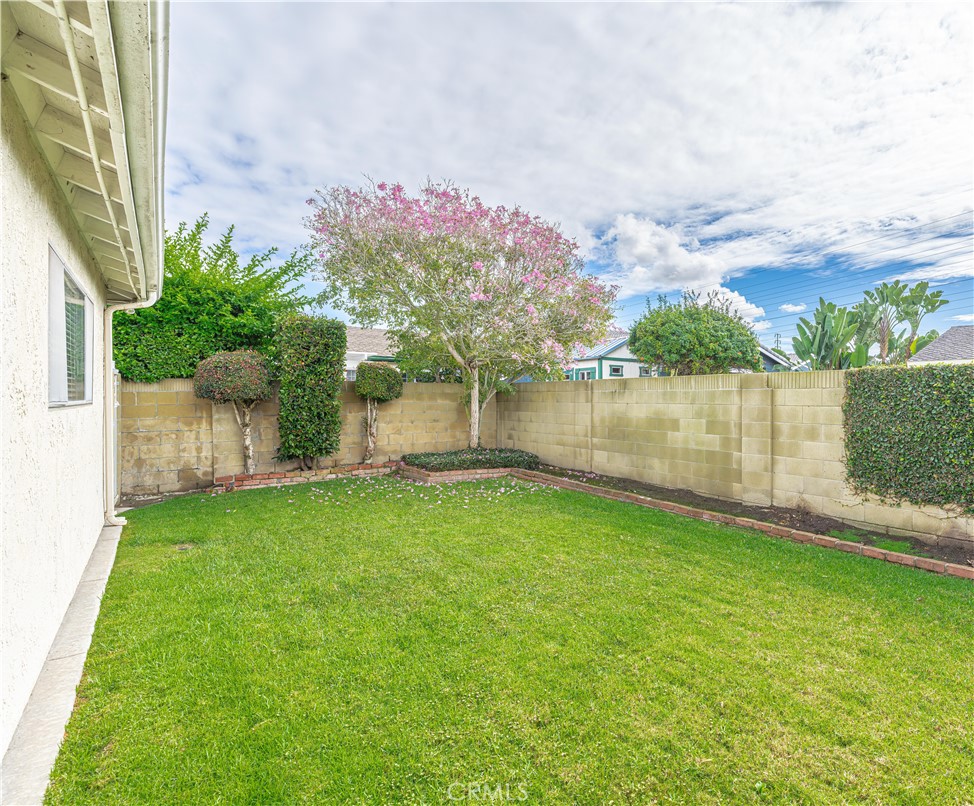 MLS #OC25258901 image #28