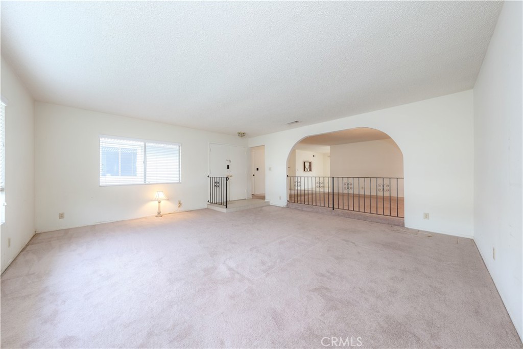 MLS #OC25258901 image #4