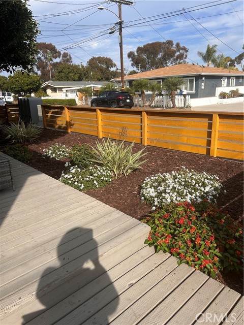 MLS #OC25258925 image #5