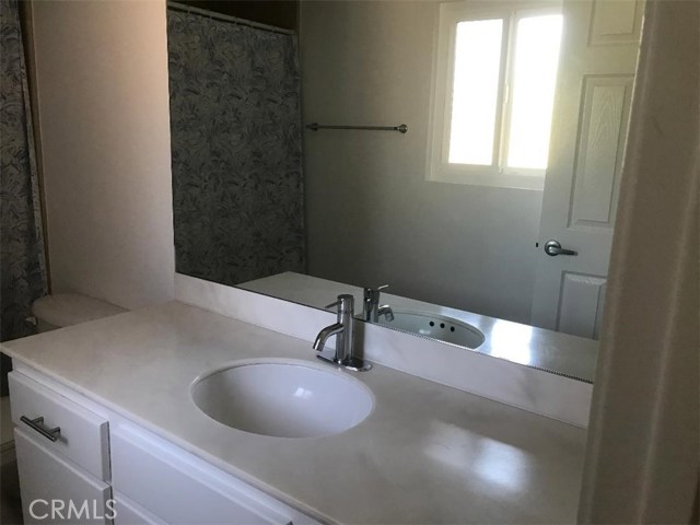 MLS #OC25258954 image #24