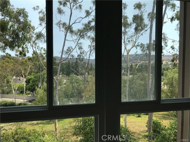 MLS #OC25258954 image #8