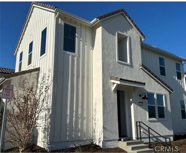 MLS #OC25259009 image #1