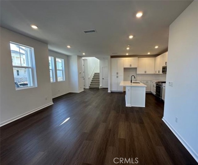 MLS #OC25259009 image #4