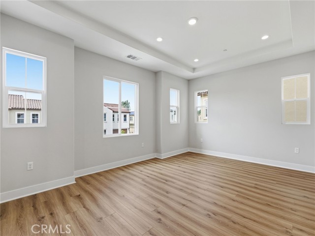 MLS #OC25259039 image #17