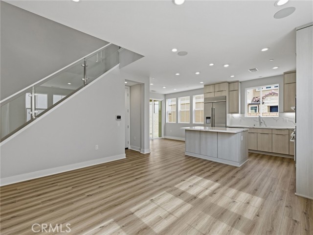 MLS #OC25259039 image #2