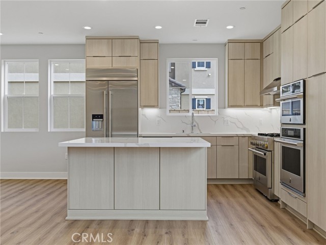 MLS #OC25259039 image #3