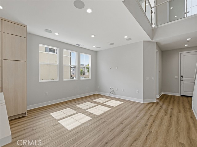 MLS #OC25259039 image #8