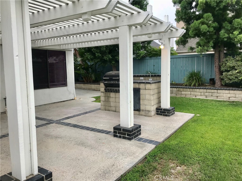 MLS #OC25259045 image #12