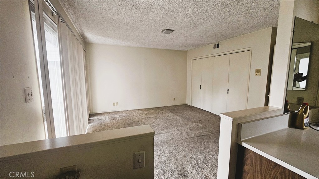 MLS #OC25259084 image #8