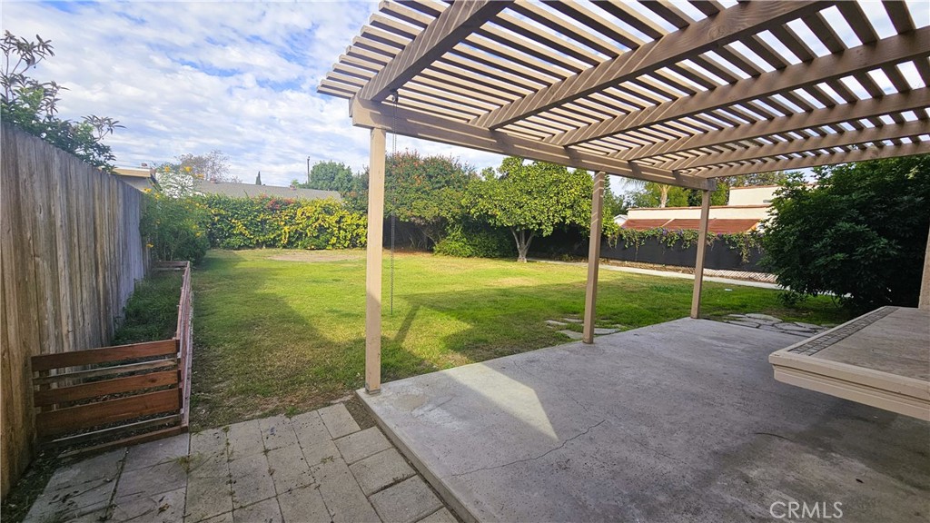 MLS #OC25259116 image #2