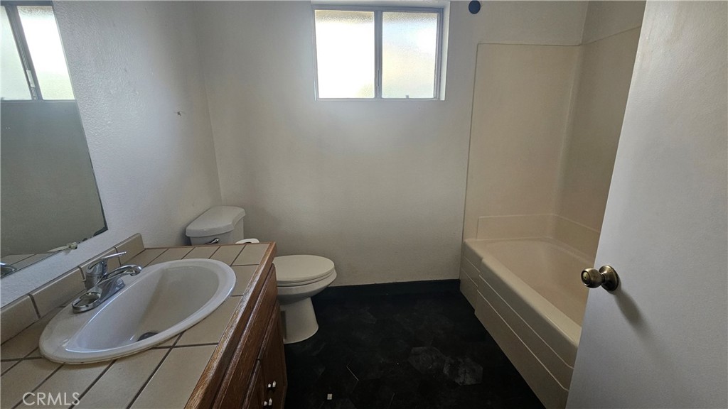 MLS #OC25259116 image #8