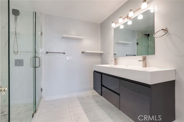 MLS #OC25259369 image #14