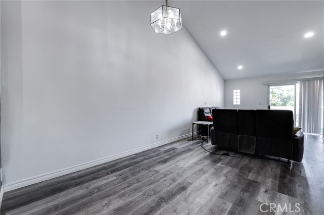 MLS #OC25259369 image #7