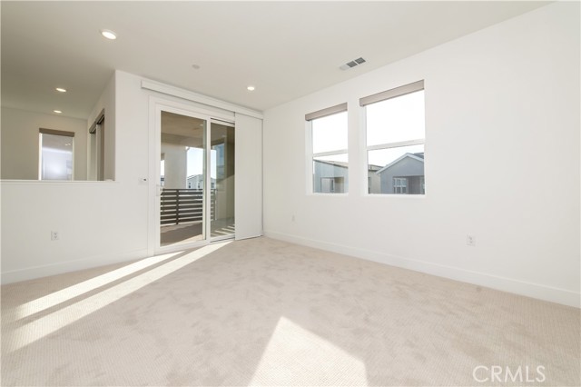 MLS #OC25259426 image #28