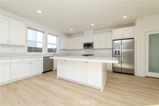 MLS #OC25259426 image #5