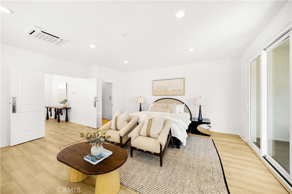 MLS #OC25259442 image #14