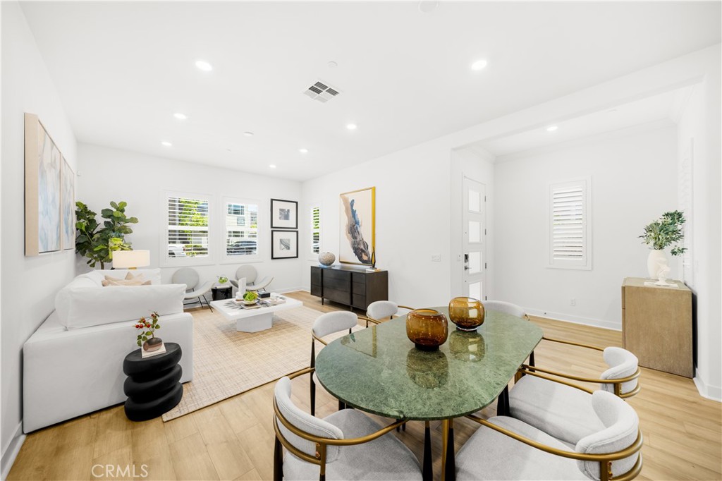 MLS #OC25259442 image #5