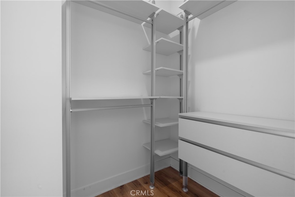 MLS #OC25259543 image #11