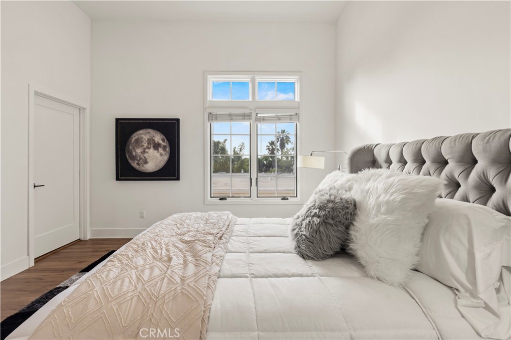 MLS #OC25259543 image #20