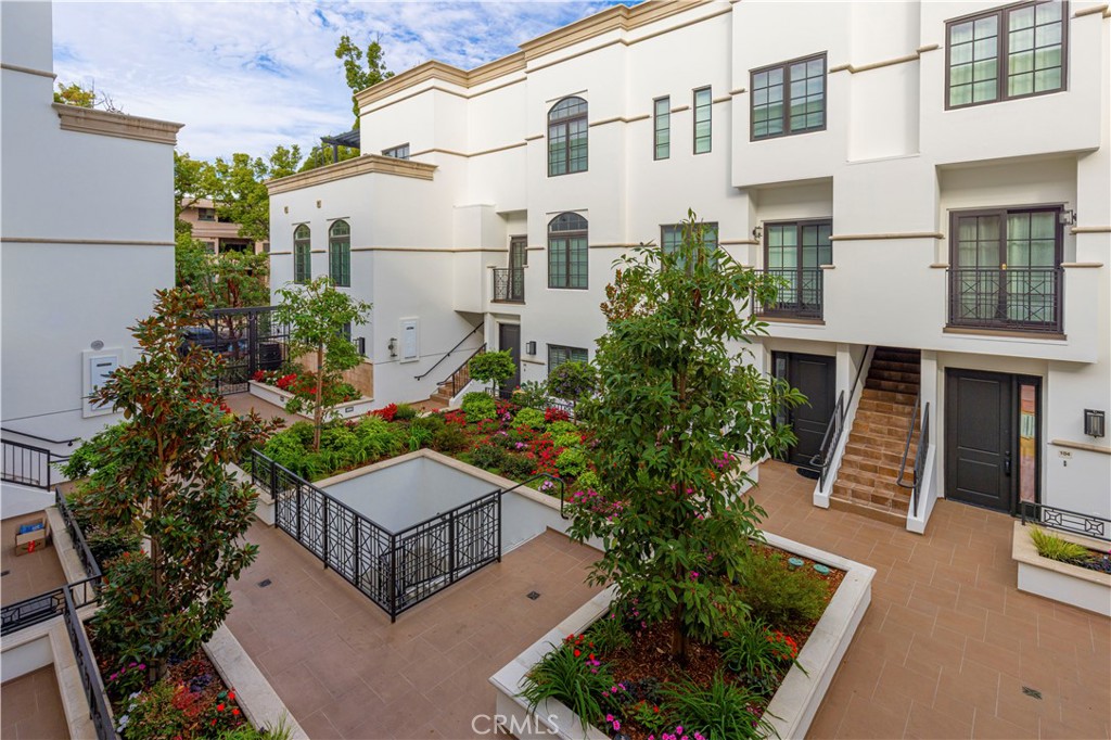 MLS #OC25259543 image #24